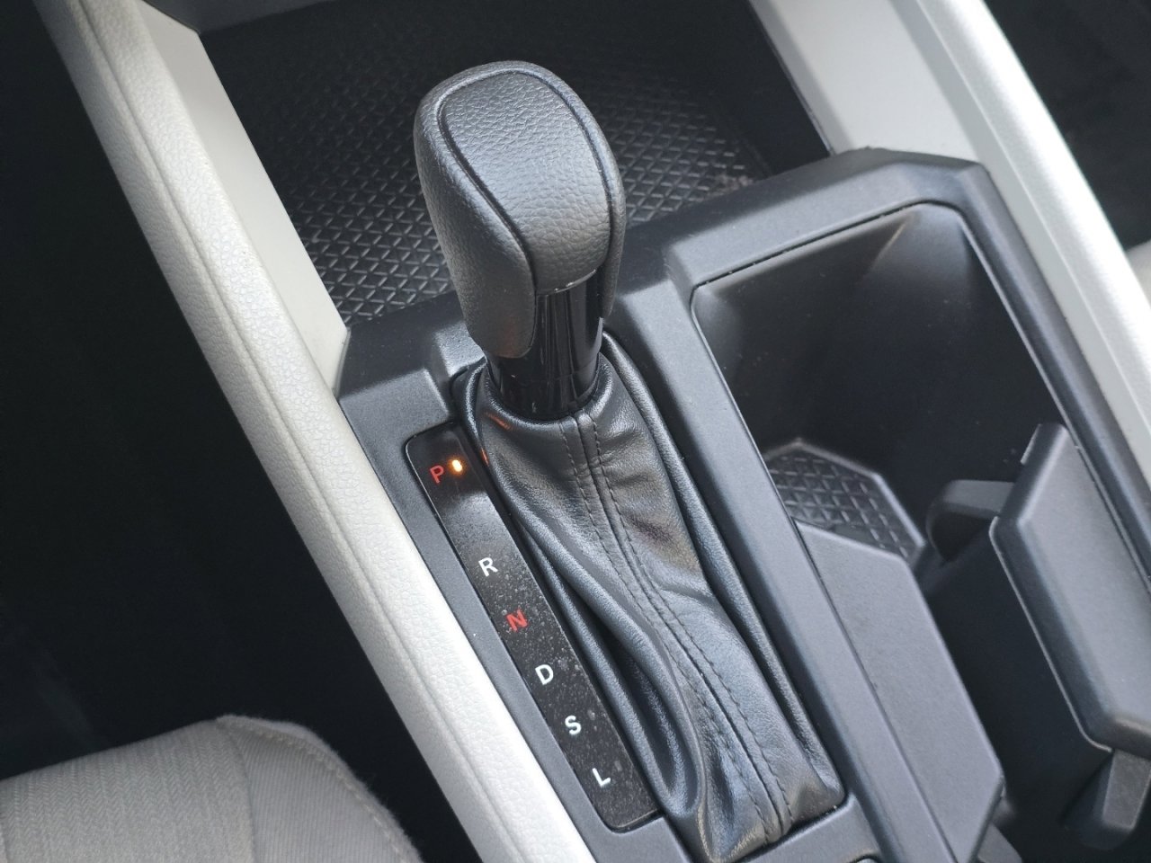 Certified 2024 Honda Accord EX image 31