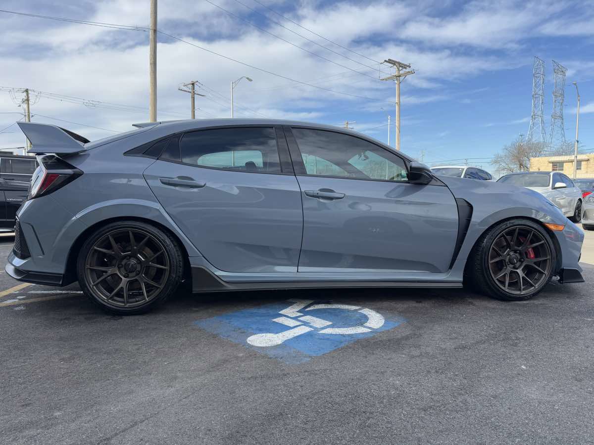 Used 2019 Honda Civic Type R image 4