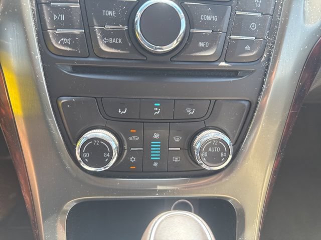 Used 2012 Buick Verano FWD image 18