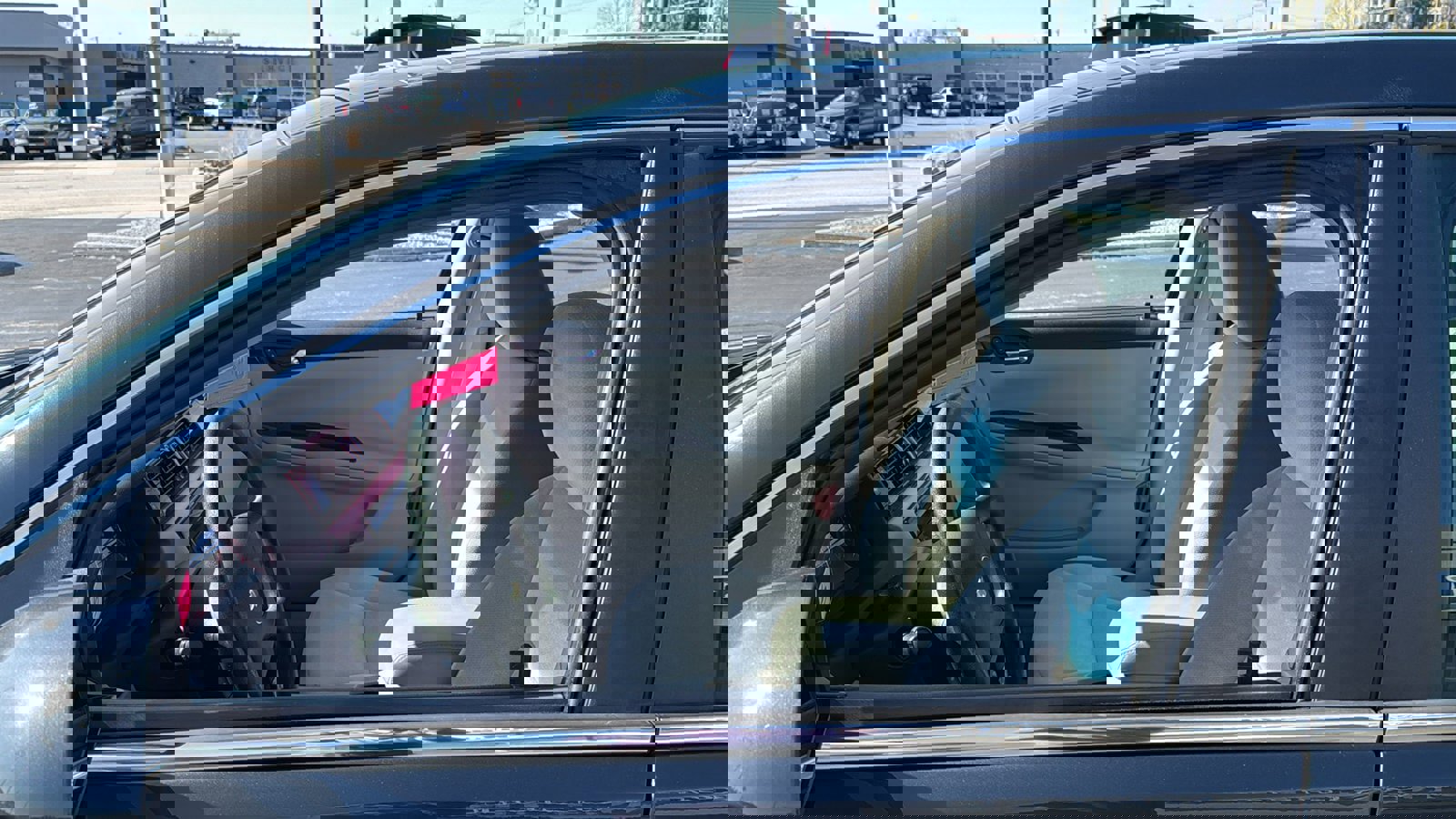 Used 2015 Chevrolet Impala LT w/ LT Sunroof Package image 7