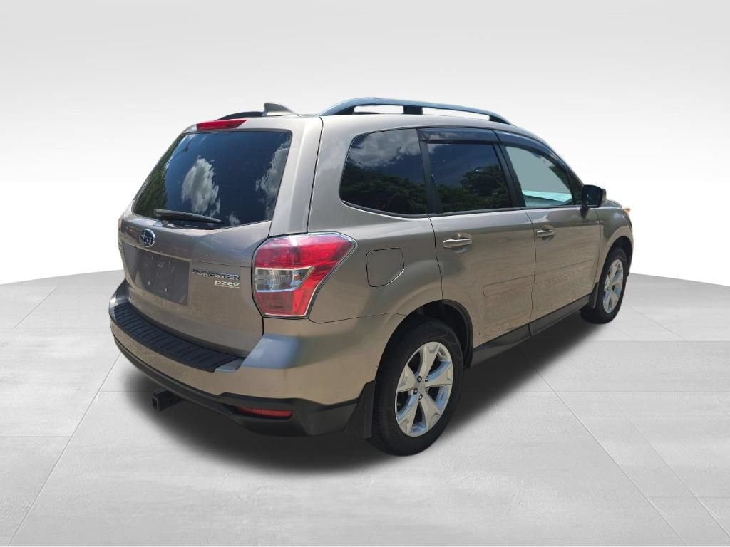 Used 2016 Subaru Forester 2.5i Premium w/ All-Weather Package AWD/4WD image 5