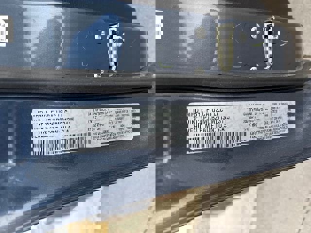 Used 2021 Jeep Cherokee Latitude w/ Mopar Interior Package image 22