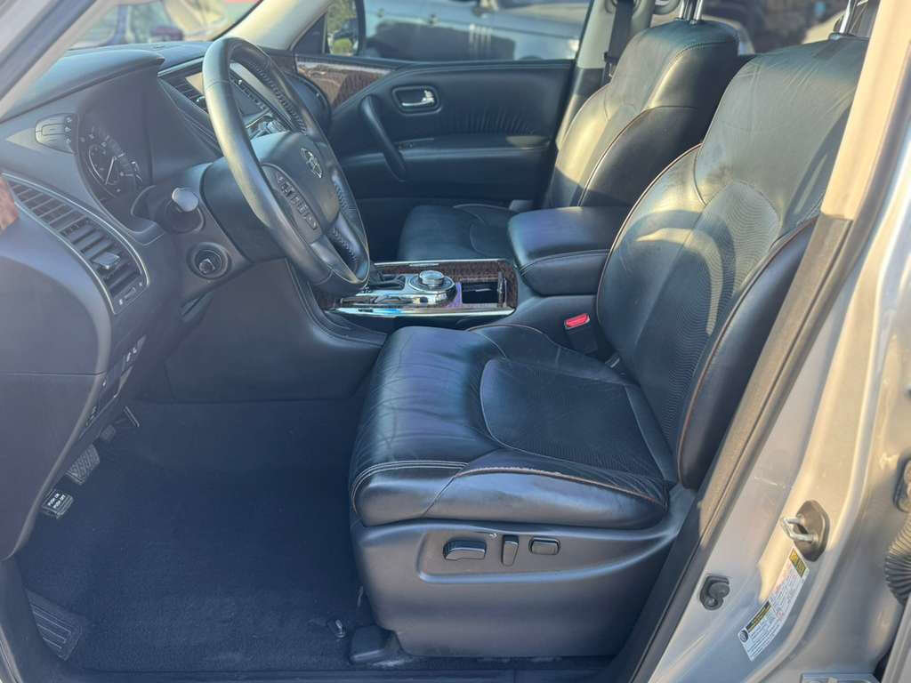 Used 2017 Nissan Armada Platinum w/ Interior Lighting Package image 17