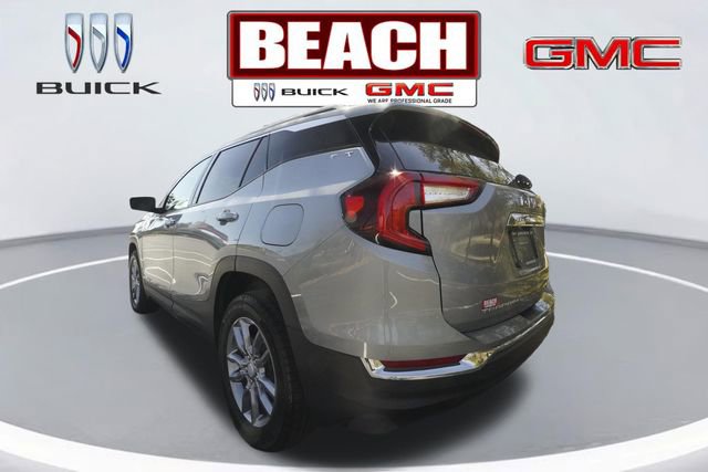Used 2024 GMC Terrain SLT image 5