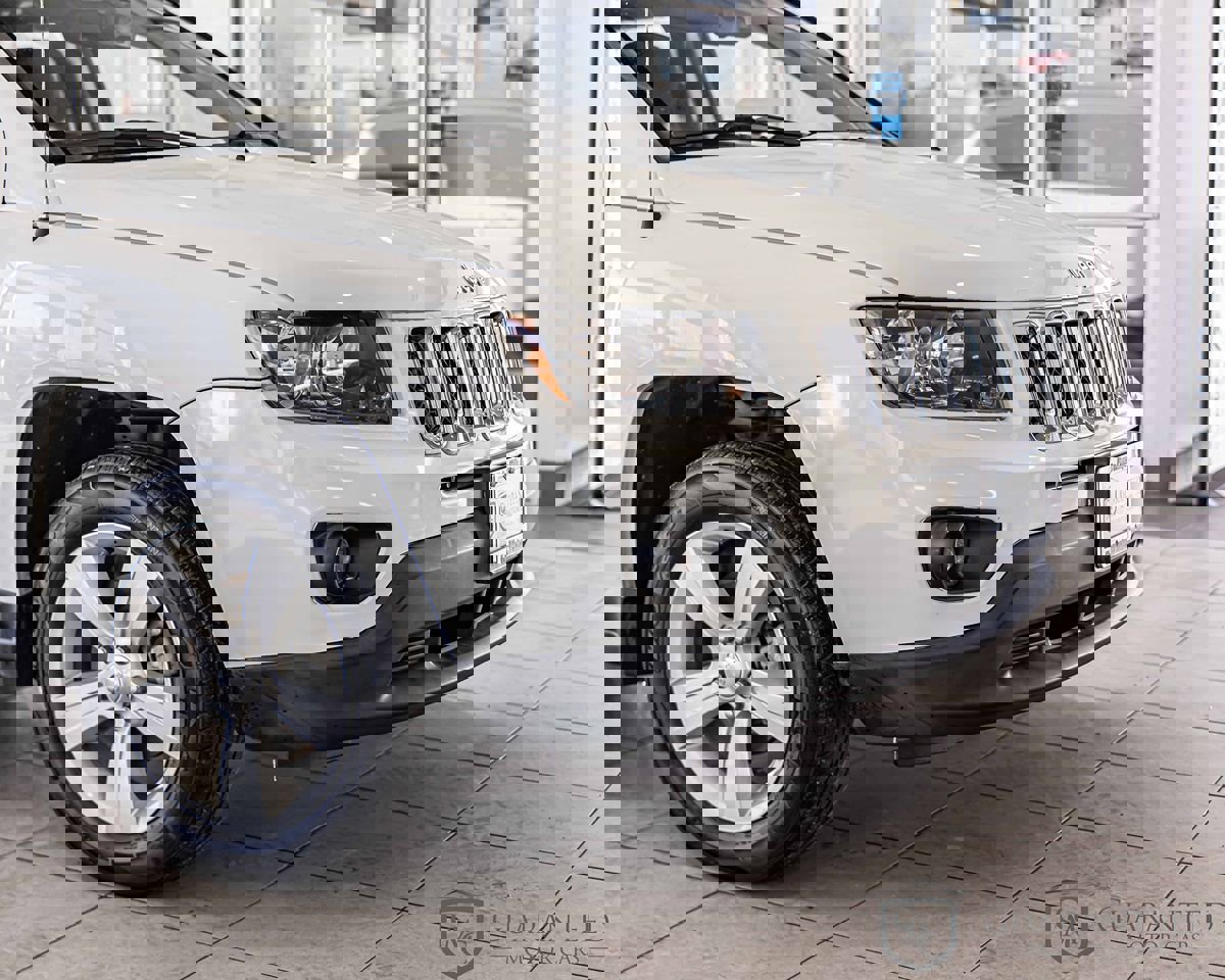 Used 2017 Jeep Compass Sport w/ Power Value Group image 5