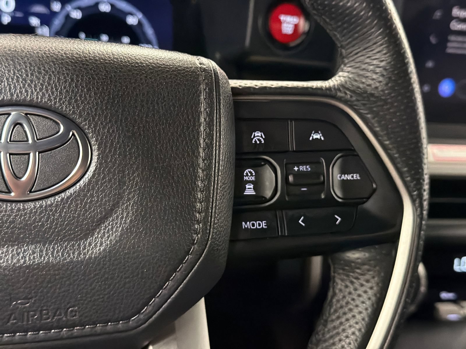 Used 2024 Toyota Tacoma TRD Off-Road AWD/4WD image 20