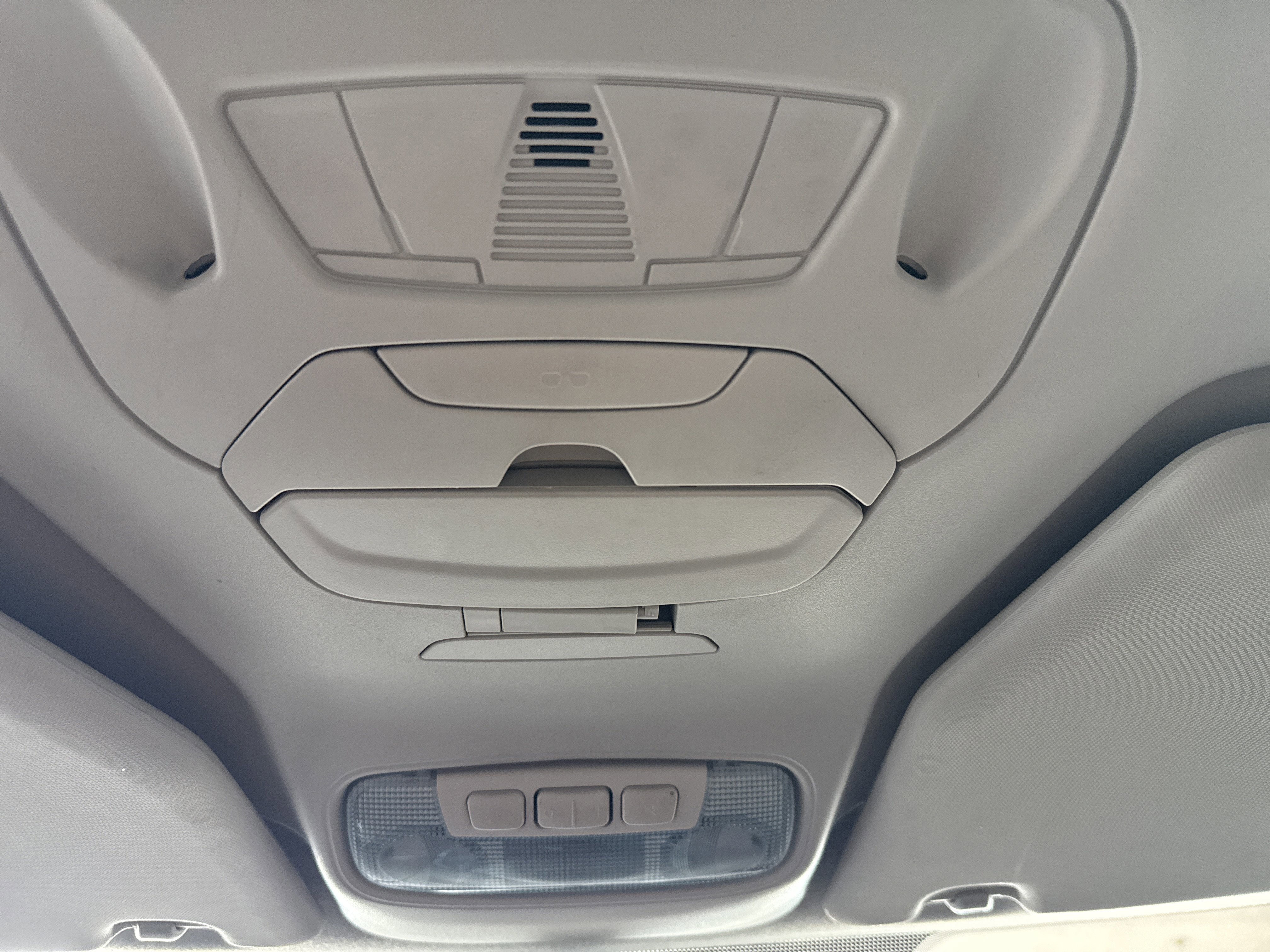 Used 2015 Ford Transit Connect Titanium image 24