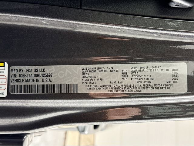 Used 2024 Jeep Gladiator Willys image 29