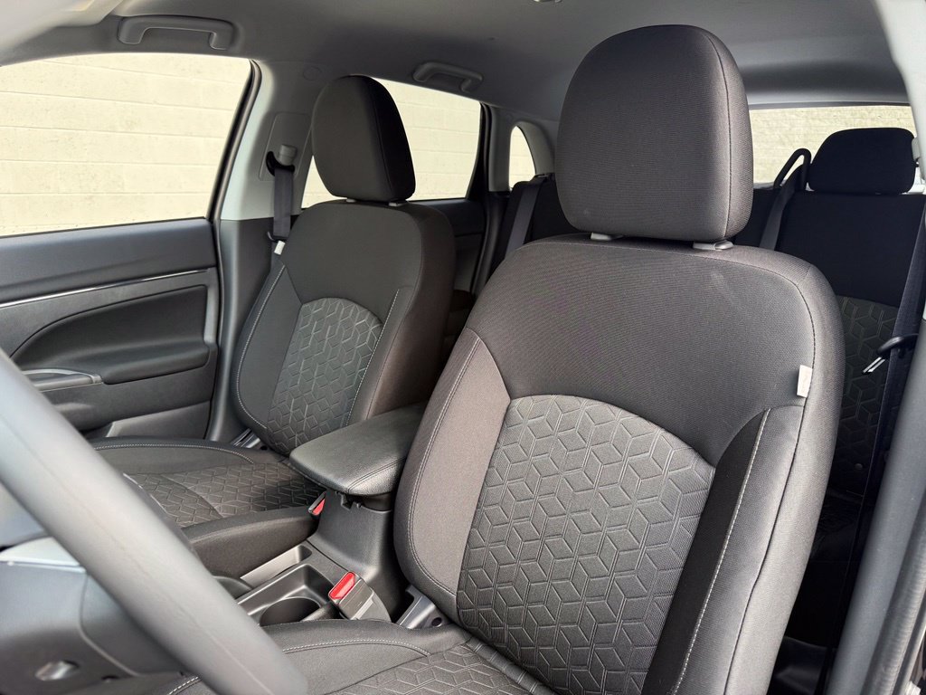 New 2027 Mitsubishi Outlander Sport ES AWD/4WD image 21