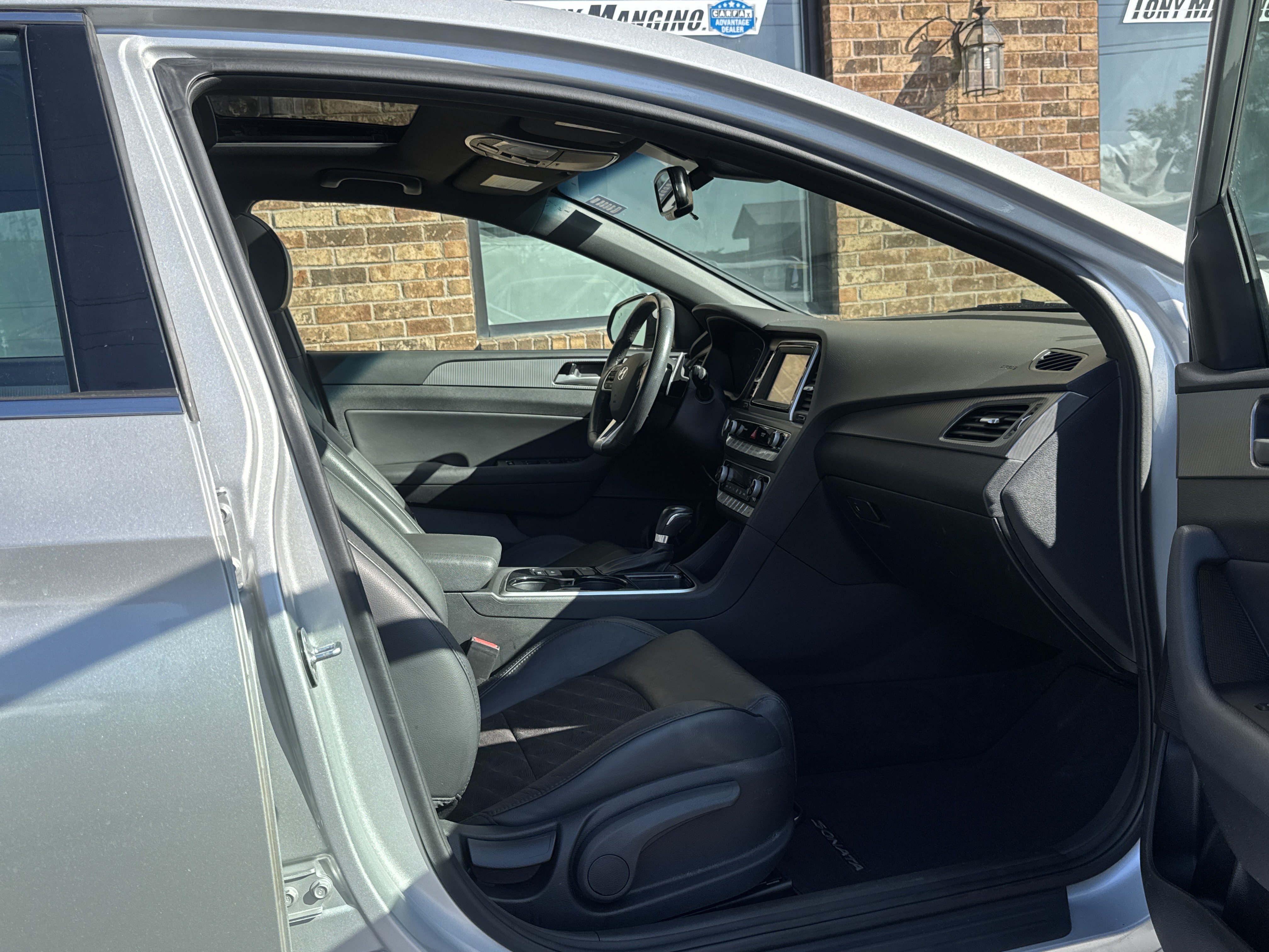 Used 2019 Hyundai Sonata Sport w/ Tech Package 03 FWD image 6