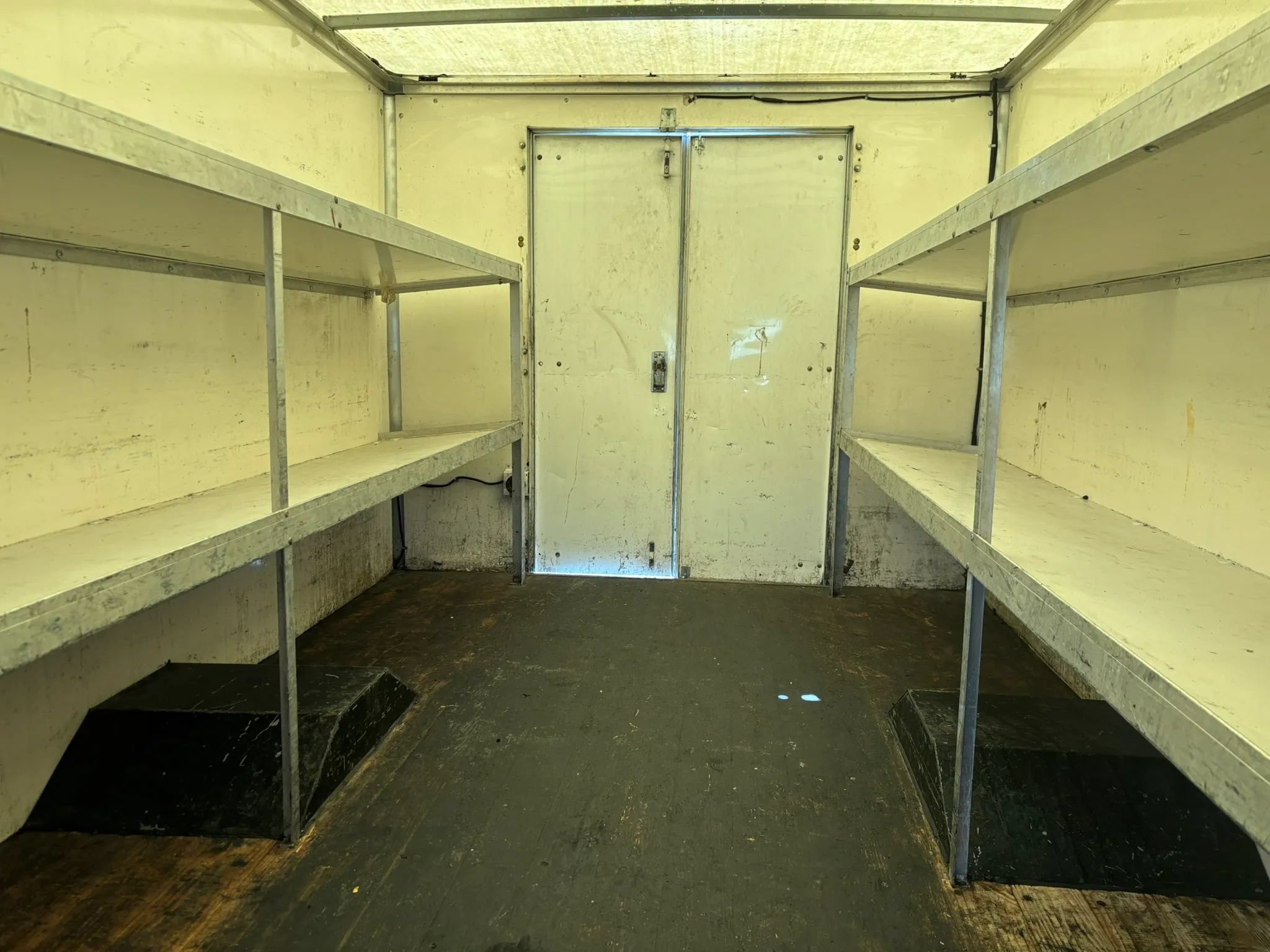 Used 2016 Chevrolet Express 3500 RWD image 14