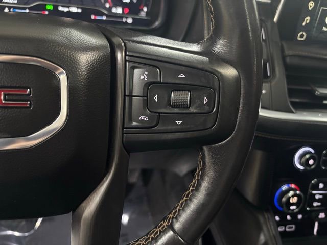 Used 2022 GMC Yukon XL AT4 image 30