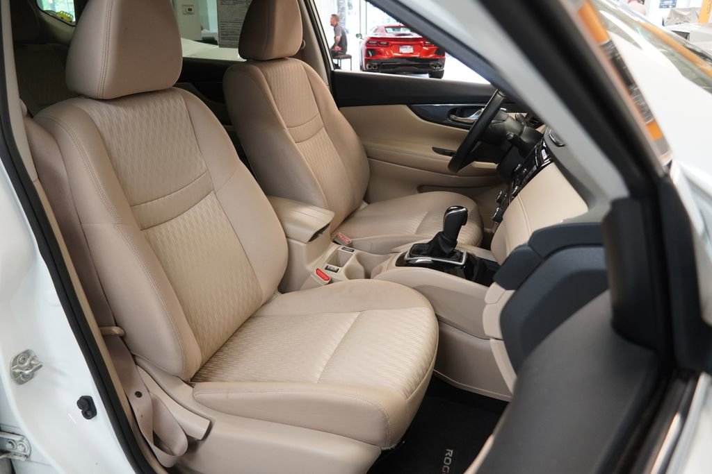Used 2019 Nissan Rogue SV AWD/4WD image 33