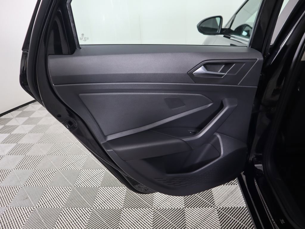 Used 2019 Volkswagen Jetta S w/ Driver Assistance Package image 26