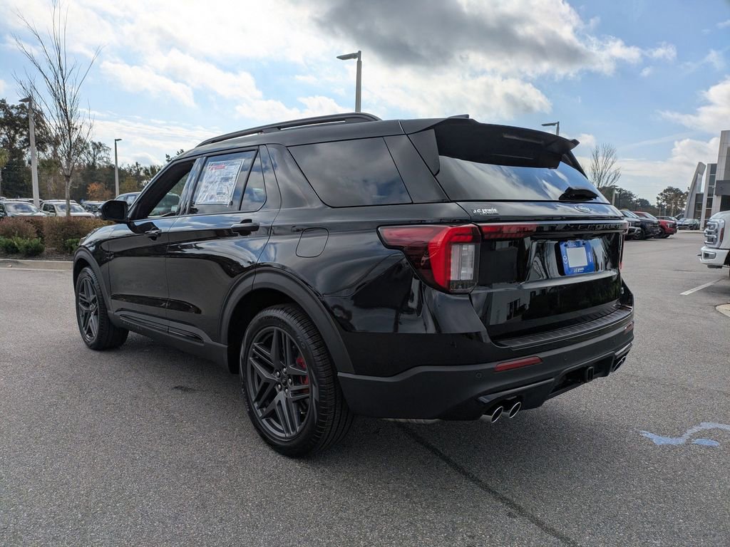 New 2026 Ford Explorer ST w/ Sun And Sound Package image 6