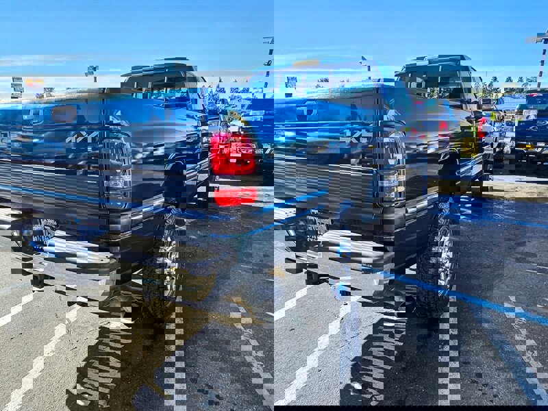 Used 1997 Dodge Ram 2500 Truck 4x4 Club Cab image 6