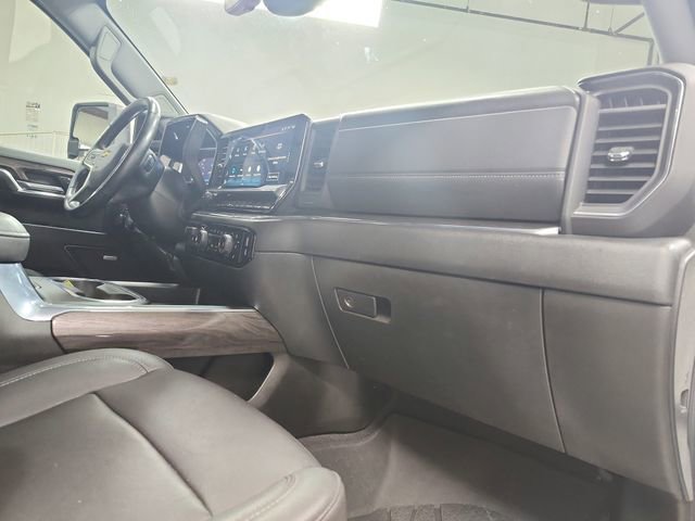 Used 2024 Chevrolet Silverado 2500 LTZ w/ LTZ Premium Package AWD/4WD image 47