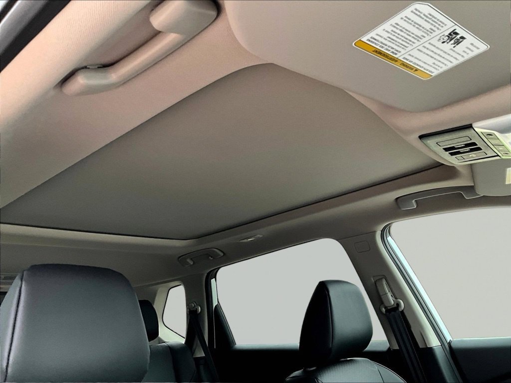 New 2026 Nissan Rogue Dark Armor AWD/4WD image 28