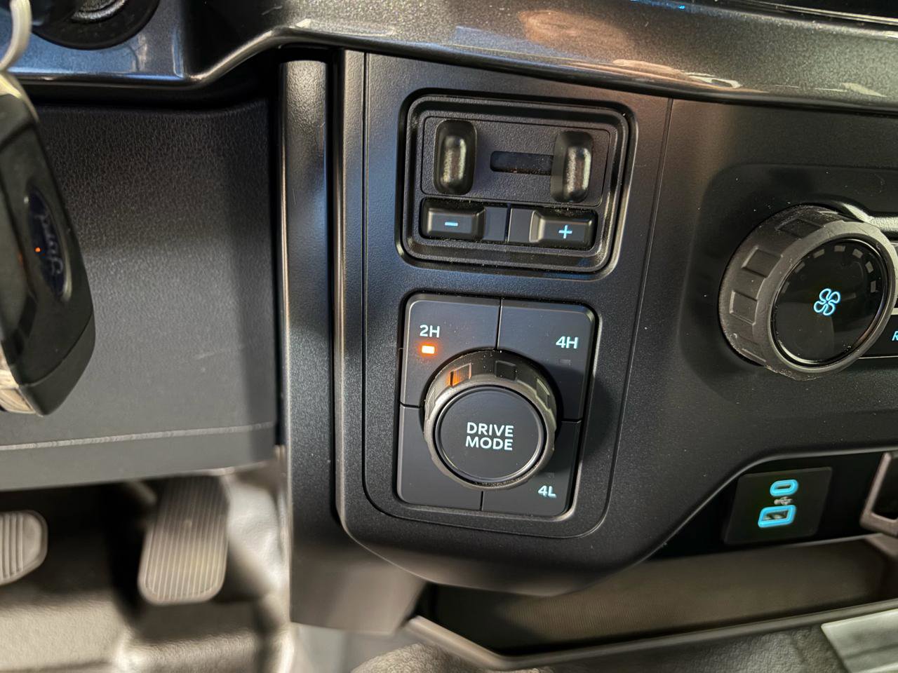 Used 2023 Ford F150 XL w/ STX Appearance Package AWD/4WD image 37