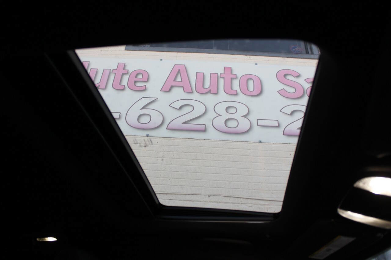 Used 2021 Dodge Charger SXT w/ Blacktop Package image 17