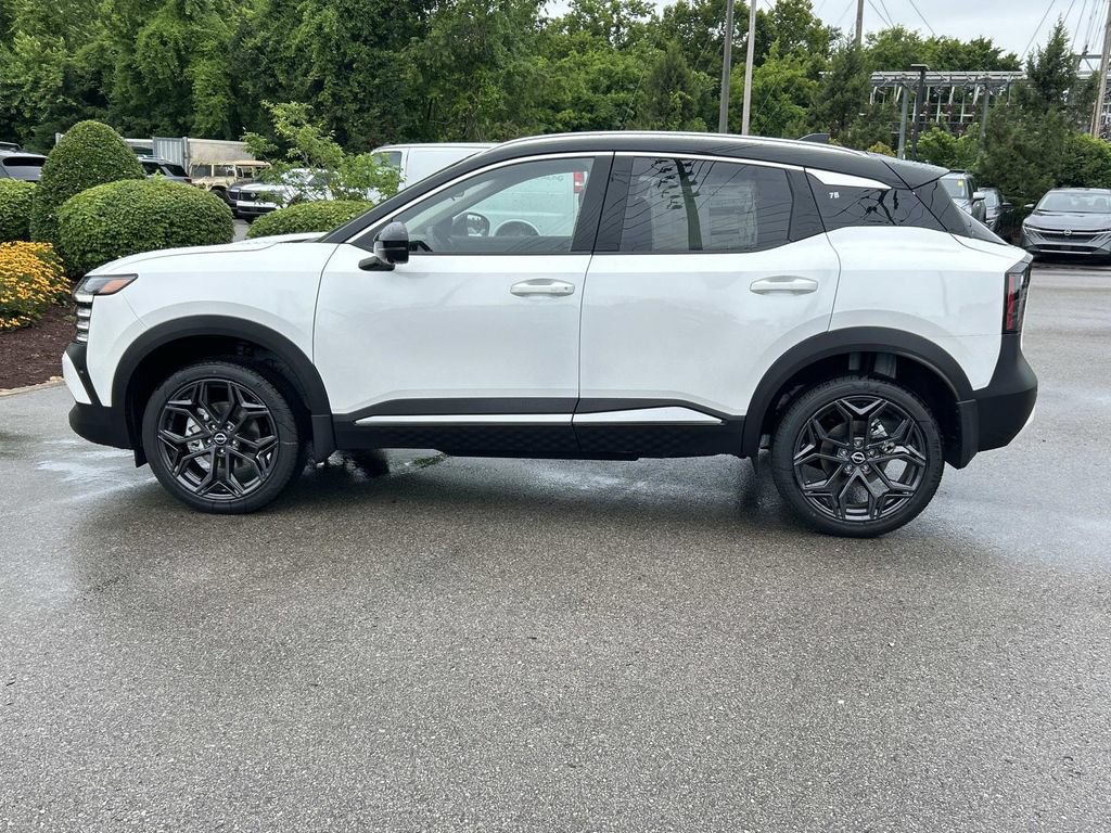 New 2026 Nissan Kicks SR FWD image 4