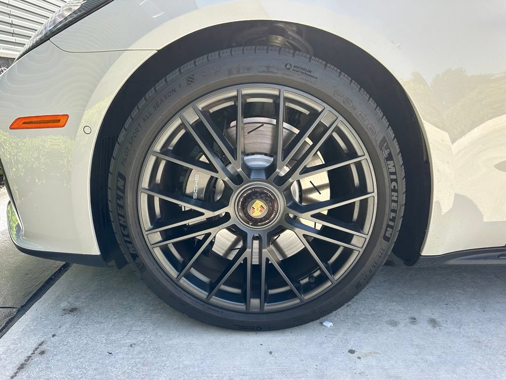Certified 2026 Porsche Panamera GTS AWD/4WD image 15