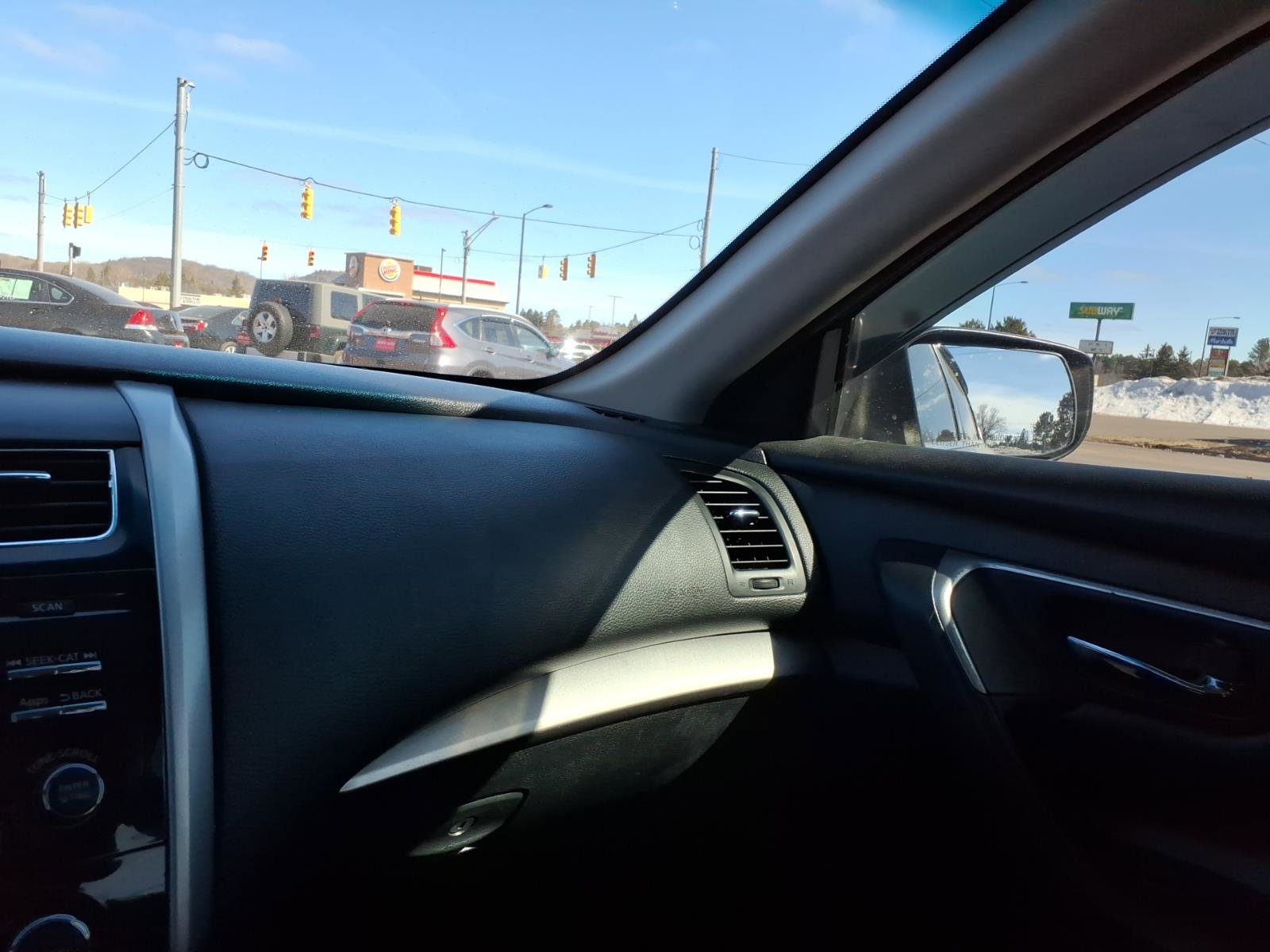 Used 2015 Nissan Altima 2.5 S w/ Special Edition Package image 18