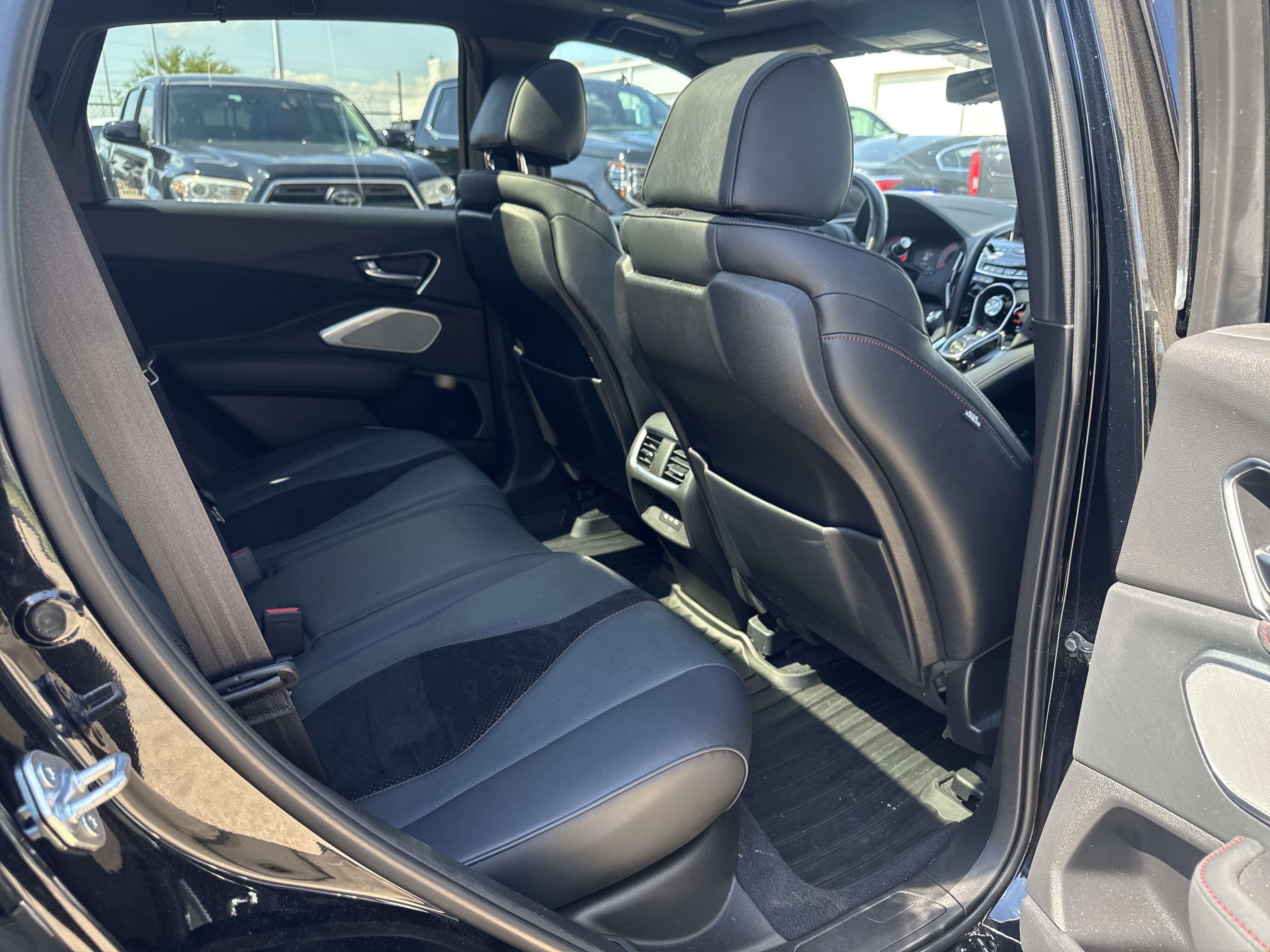 Used 2022 Acura RDX A-Spec FWD image 9