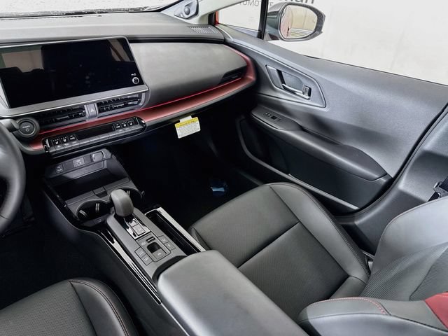New 2027 Toyota Prius Plug-In Hybrid FWD image 22