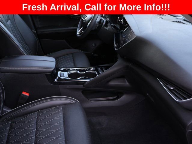 Used 2023 Buick Envision Avenir image 14