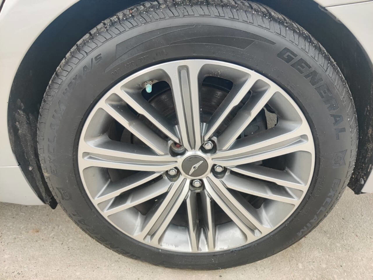 Used 2018 Genesis G80 3.8 w/ Option Group 03 AWD/4WD image 30