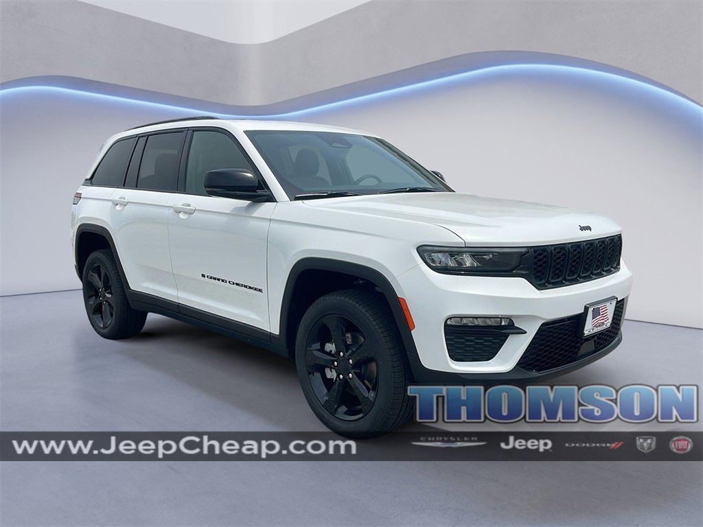 New 2025 Jeep Grand Cherokee Limited w/ Black Appearance Package