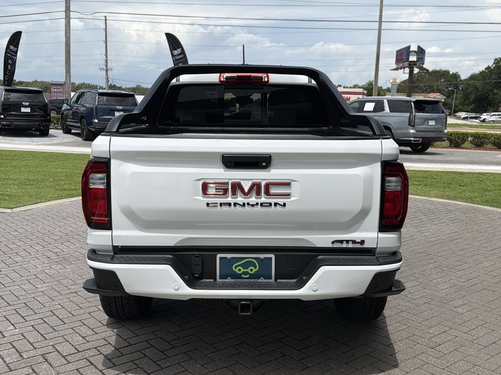 Certified 2025 GMC Canyon AT4 w/ Nightfall Edition AWD/4WD image 5