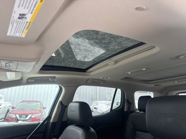 Used 2019 GMC Acadia Denali image 9