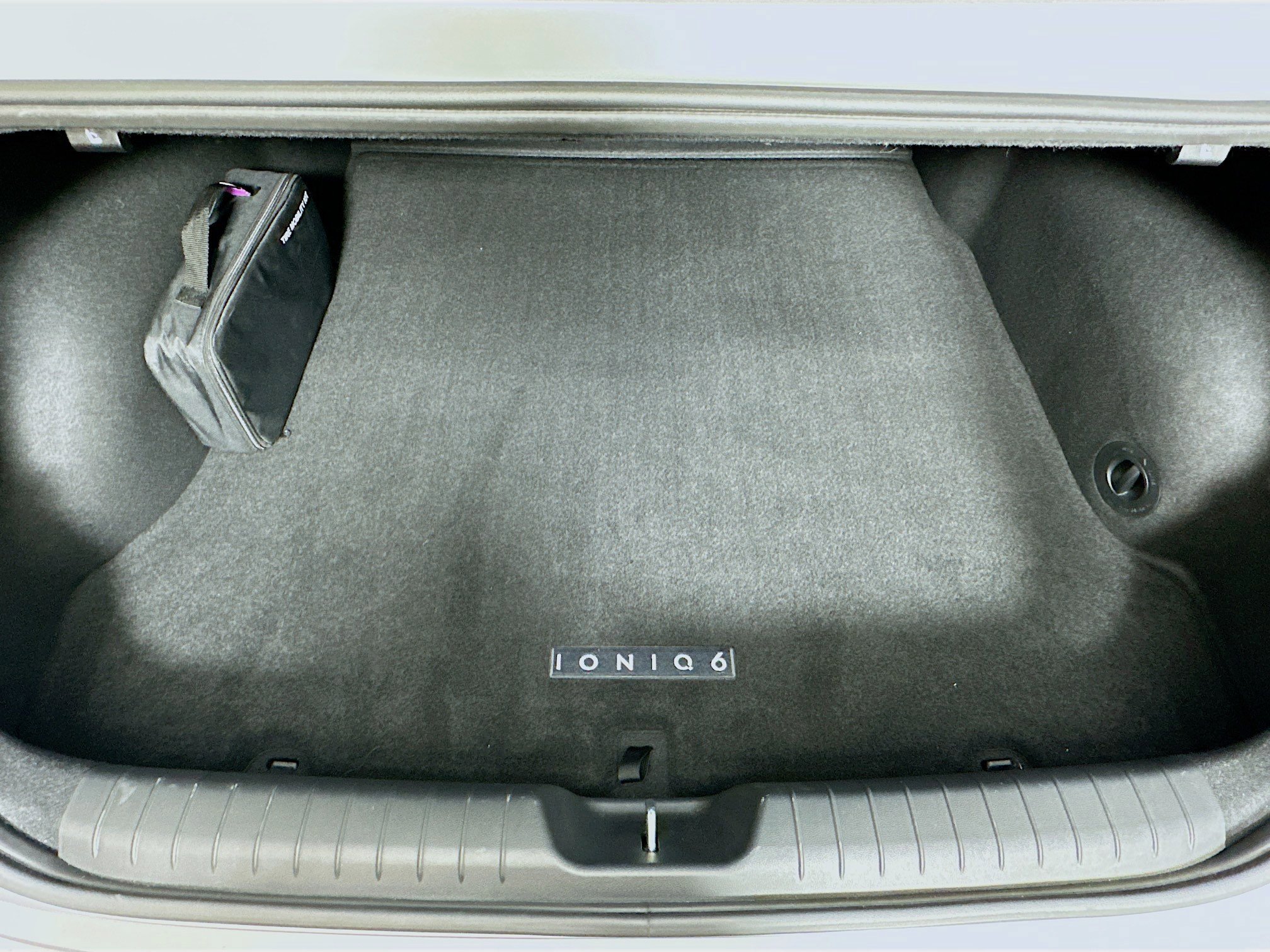 Used 2024 Hyundai Ioniq 6 SEL RWD image 28
