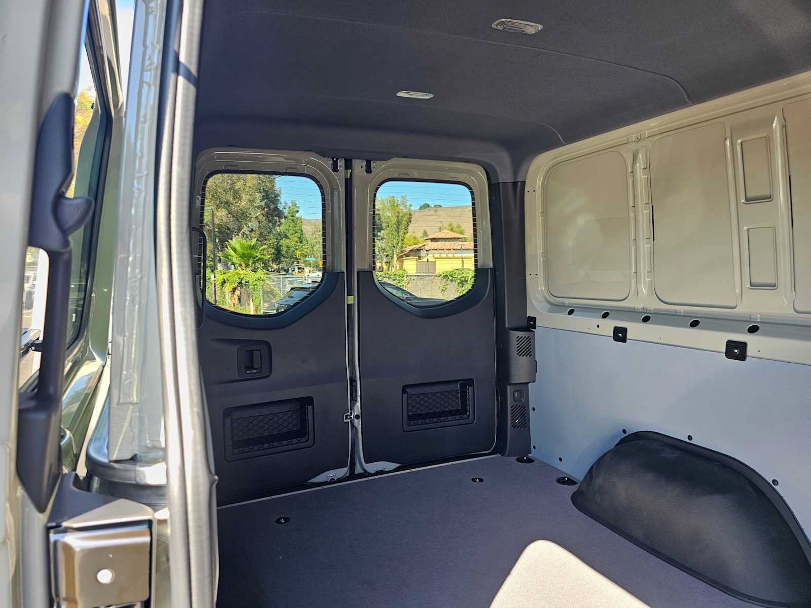 New 2026 Mercedes-Benz Sprinter 2500 image 13