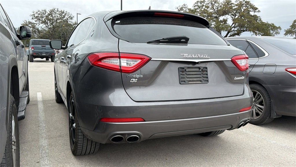 Used 2019 Maserati Levante image 7