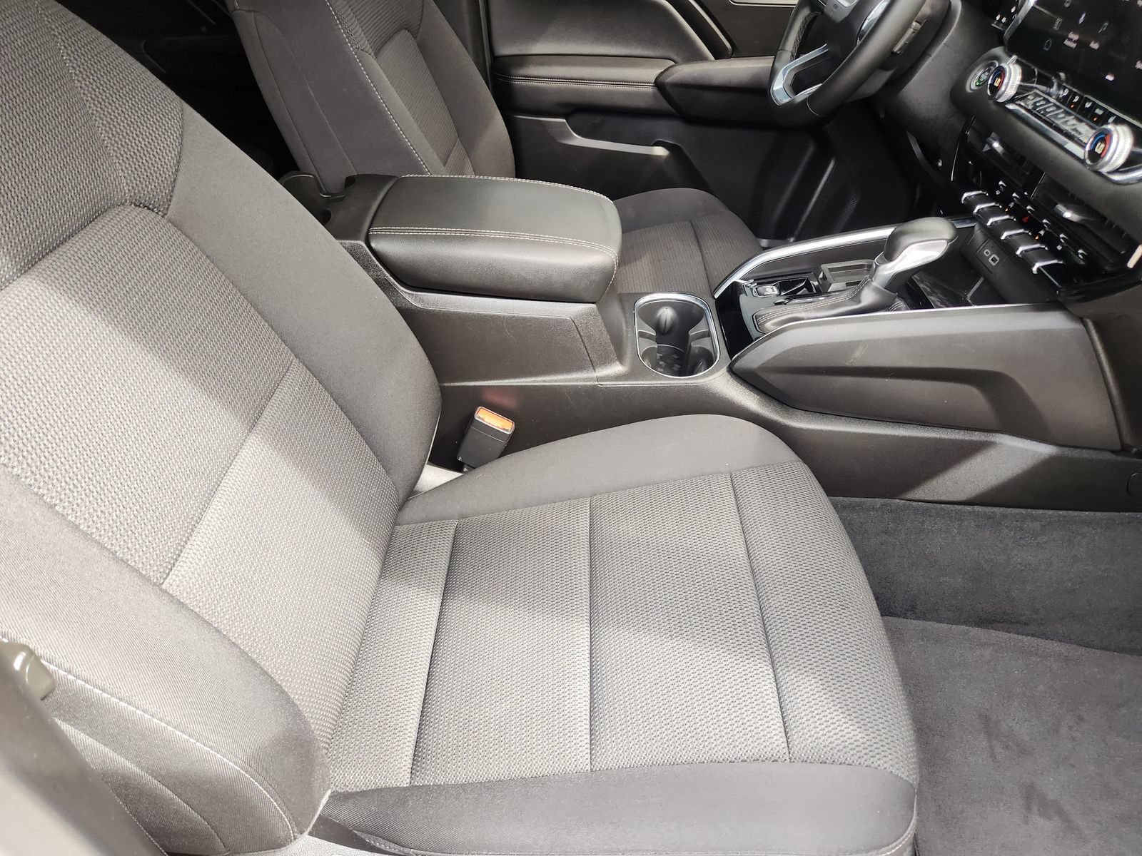 Used 2023 GMC Canyon Elevation w/ Convenience Package RWD image 15