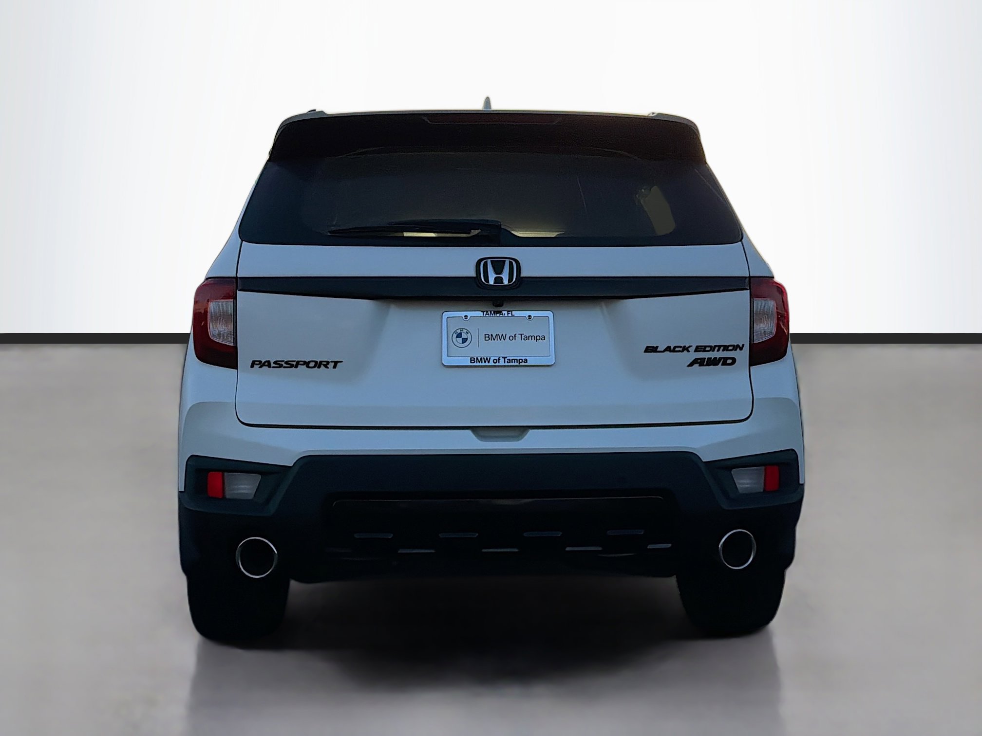 Used 2025 Honda Passport Black Edition image 4