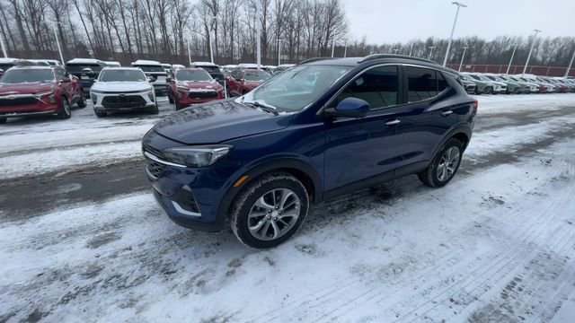 Certified 2022 Buick Encore GX Select w/ Advanced Technology Package image 4