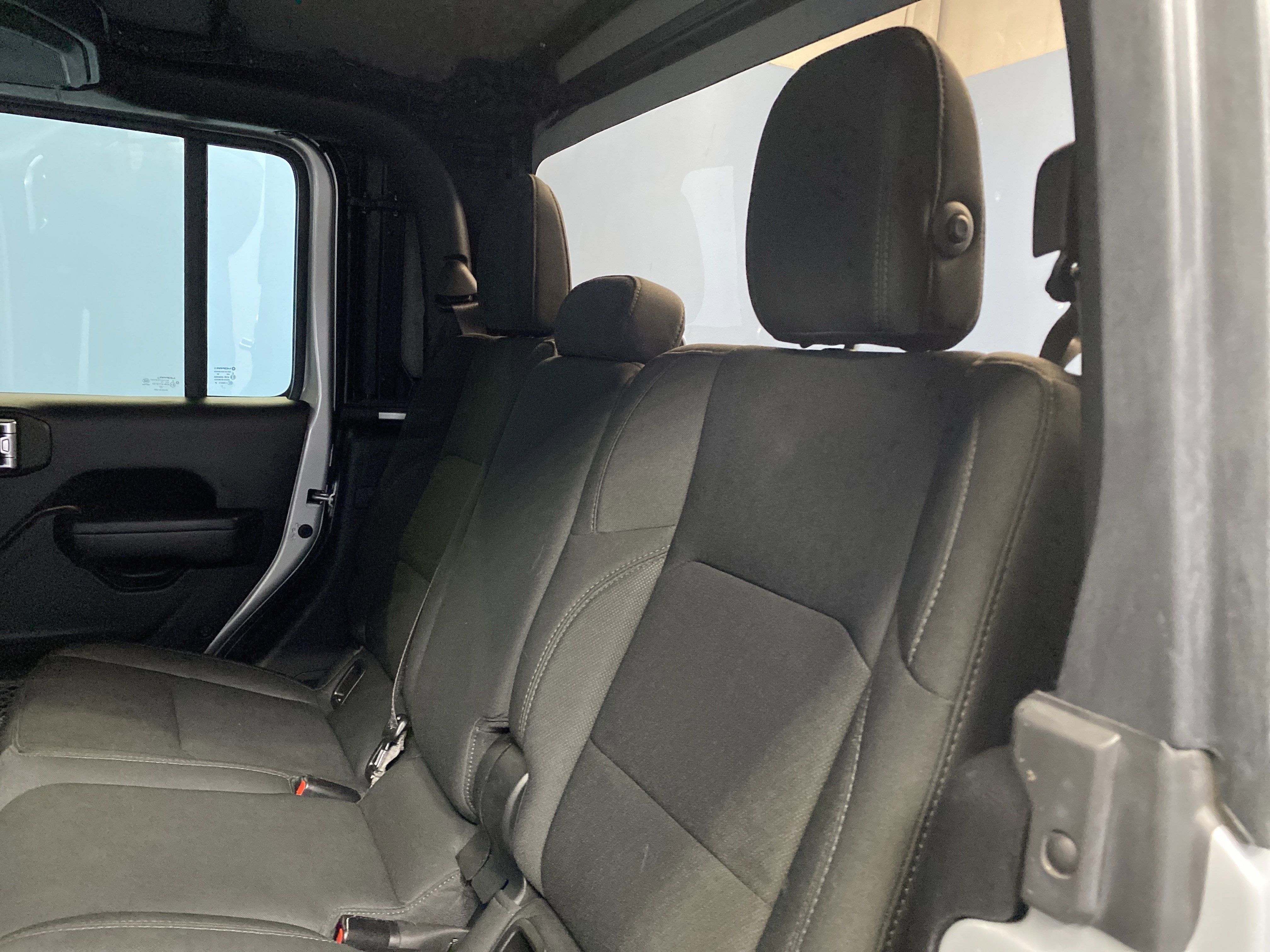 Certified 2022 Jeep Gladiator Sport image 25