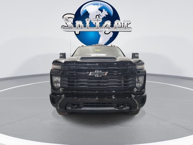 Used 2026 Chevrolet Silverado 2500 Custom w/ Custom Value Package image 3