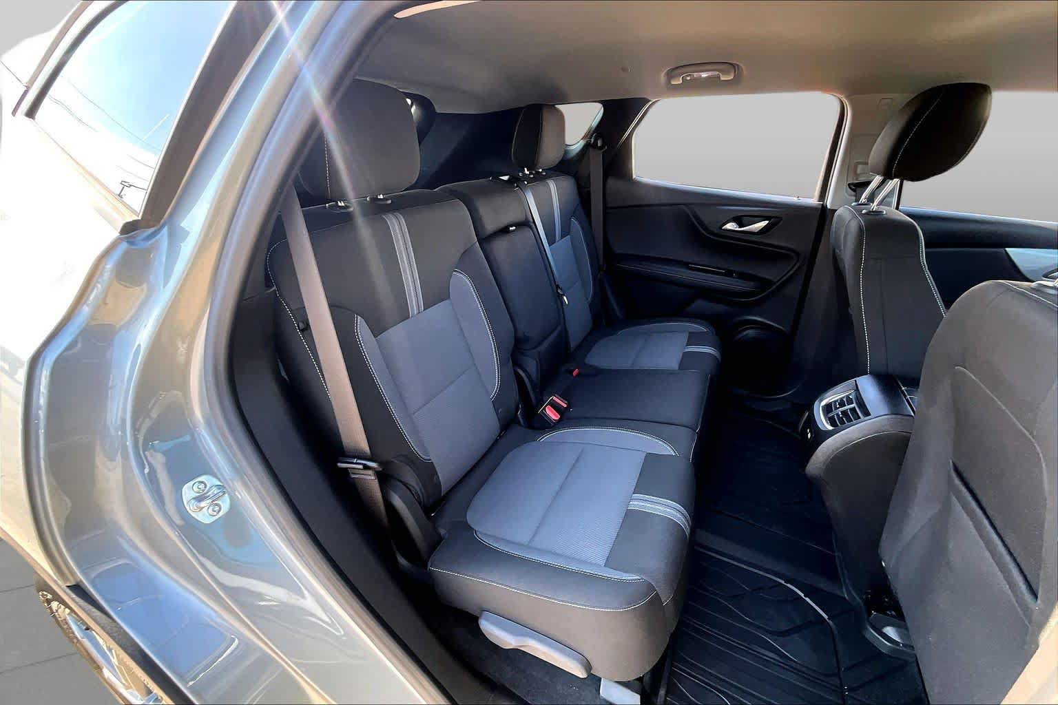 Certified 2024 Chevrolet Blazer LT w/ Convenience Package FWD image 20