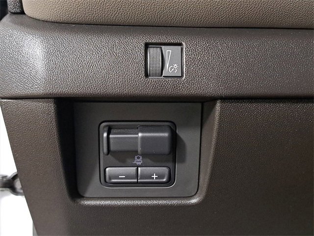 Used 2023 Chevrolet Colorado ZR2 w/ ZR2 Convenience Package III image 24