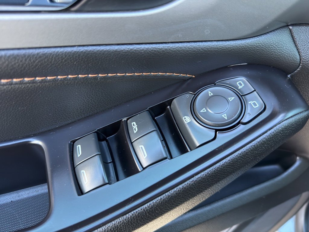 Used 2020 Chevrolet Traverse LT w/ LPO, Floor Liner Package image 13