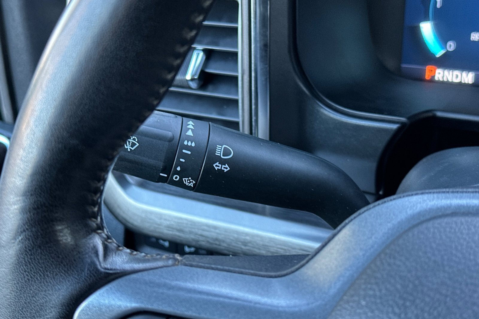 Used 2024 Ford F250 Lariat w/ Sport Appearance Package image 37