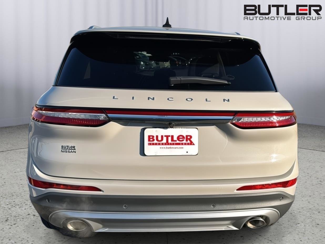 Used 2022 Lincoln Corsair FWD image 4