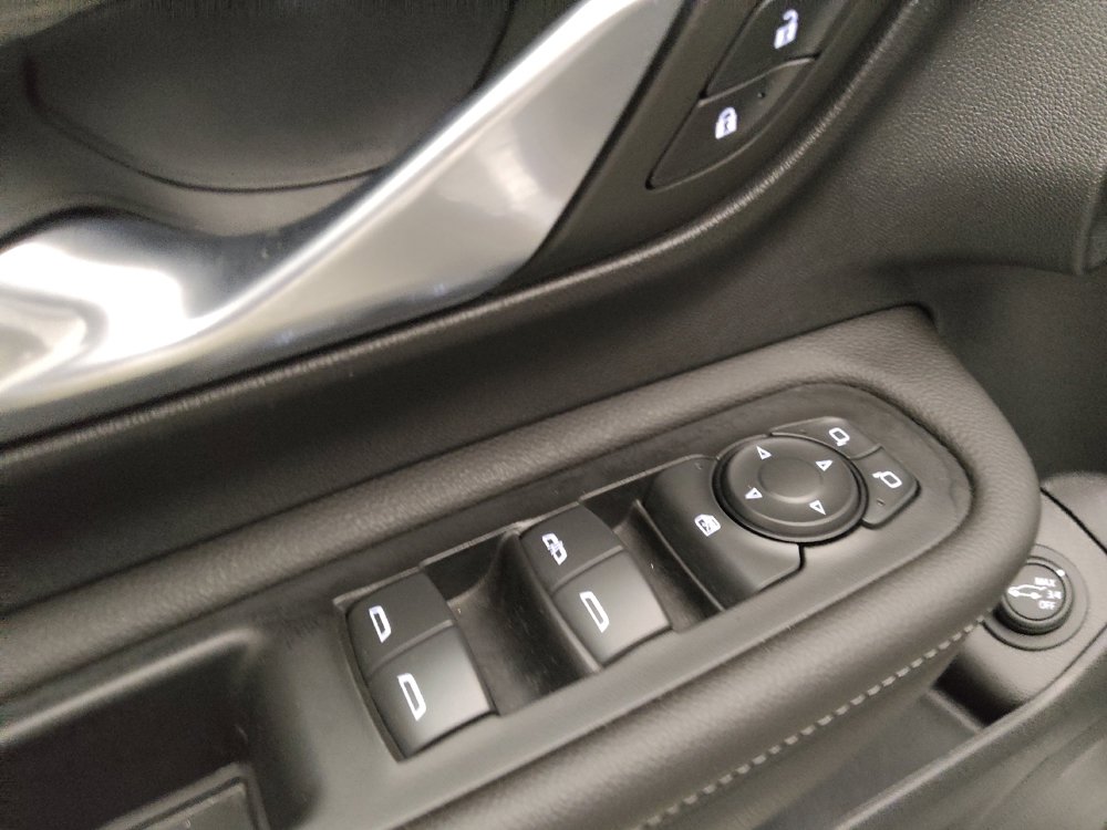 Used 2022 GMC Terrain SLE w/ Driver Convenience Package AWD/4WD image 27