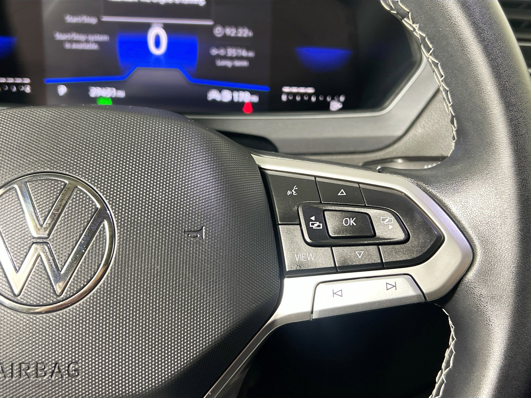 Used 2023 Volkswagen Tiguan SE image 19