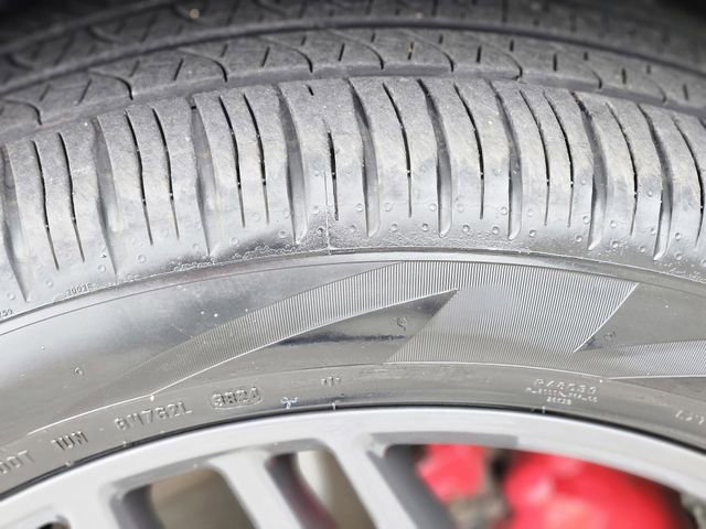 Used 2025 Ford Explorer ST-Line w/ ST-Line Street Pack image 11